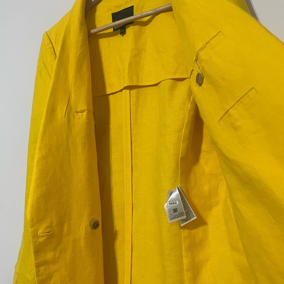 Banana Republic Linen Blazer Yellow Umbrella
Size 6 - Picture 9 of 10